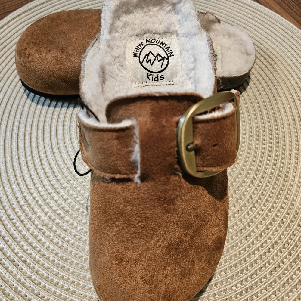 NWT White Mountain Kids Brown Suede Clogs with Gold Buckle